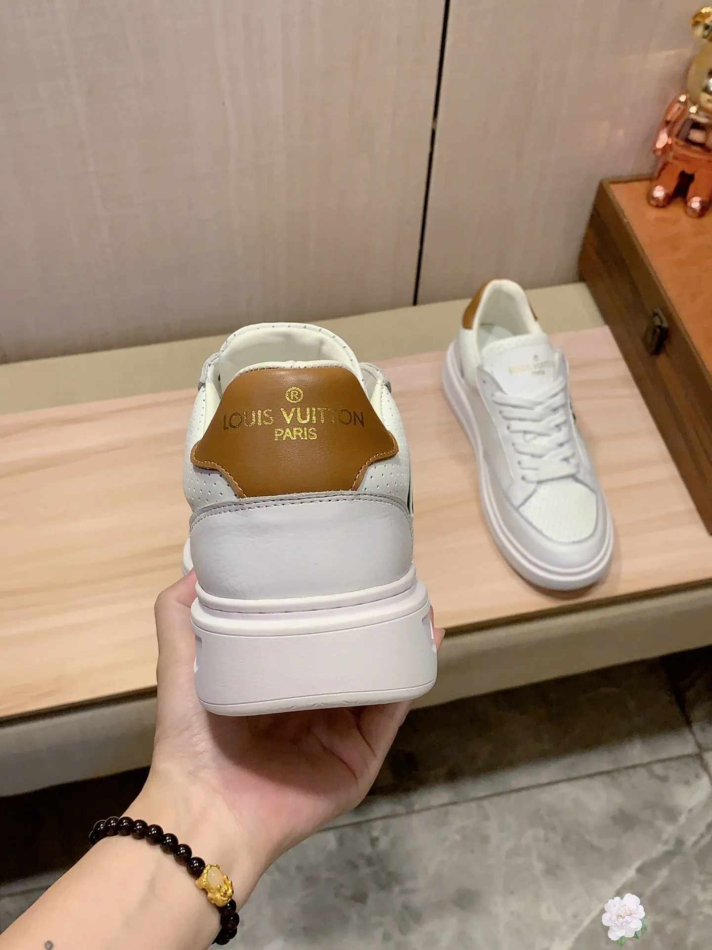 Men's Men's Shoes 💰420💰💰🎩🎩[Lightning][Lightning] "Lv*" The latest and most popular casual shoes, top brands [Seduce] Luxury ~ Purchasing Agency, Top ~ Quality. [Strong] The upper is made of imported breathable cowhide with material ➕ breathable sheepskin feet (•) and fine workmanship. Original stylish and stylish soft rubber wear-resistant and non-slip outsole, light and comfortable on the feet, the real thing looks better when taken in real life, 413: code: 38-44, 6️⃣ colors selected